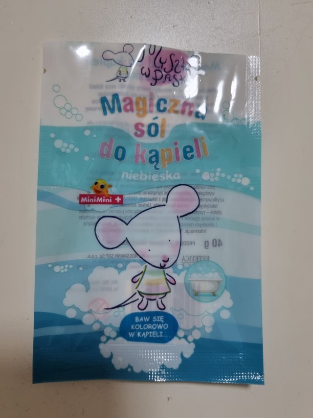 akcja denkowanie! grudzień - kosmetyki w świątecznych opakowaniach i świątecznych kolorach 🎄❄️⛄🎀🎁🎅