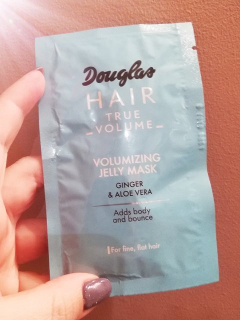 akcja denkowanie! grudzień - kosmetyki w świątecznych opakowaniach i świątecznych kolorach 🎄❄️⛄🎀🎁🎅