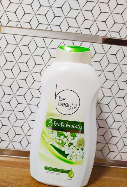BeBeauty Care, Płyn do kąpieli, 3 białe kwiaty