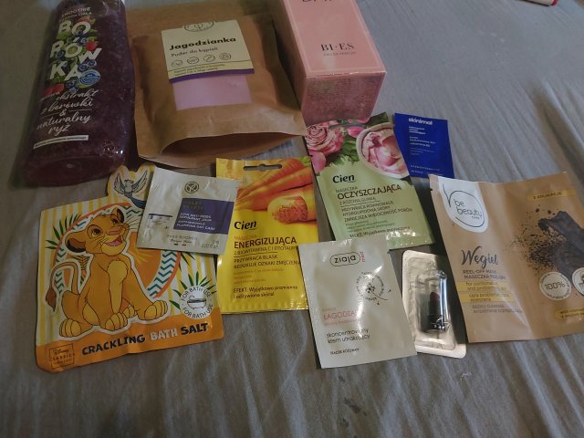 ✩ Kalendarz urodzinowy Clouders ✩