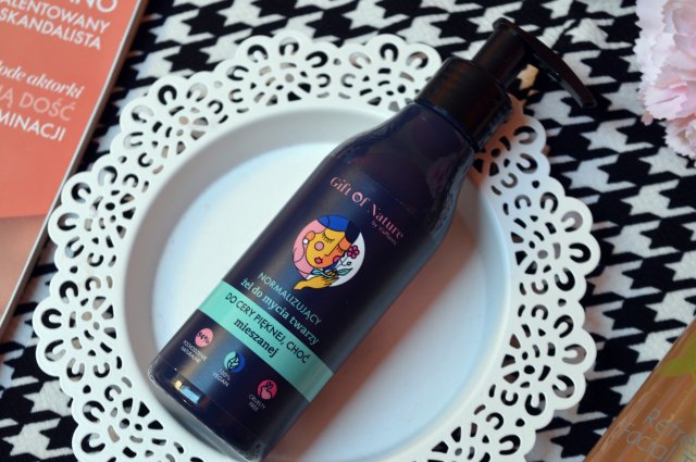 żel do mycia twarzy 