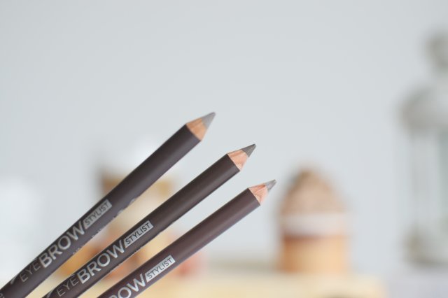 Catrice Eye Brow Stylist, Kredka do brwi, nr 045 Never Be ASHamed