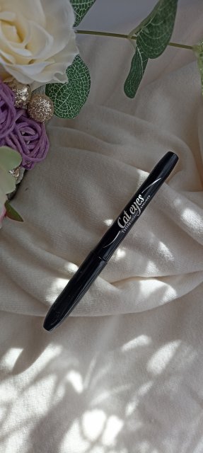 Douglas Eyeliner,Cat Eyes Thin Tip Felt Eyeliner