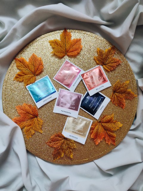 Zestaw próbek z Indigo 