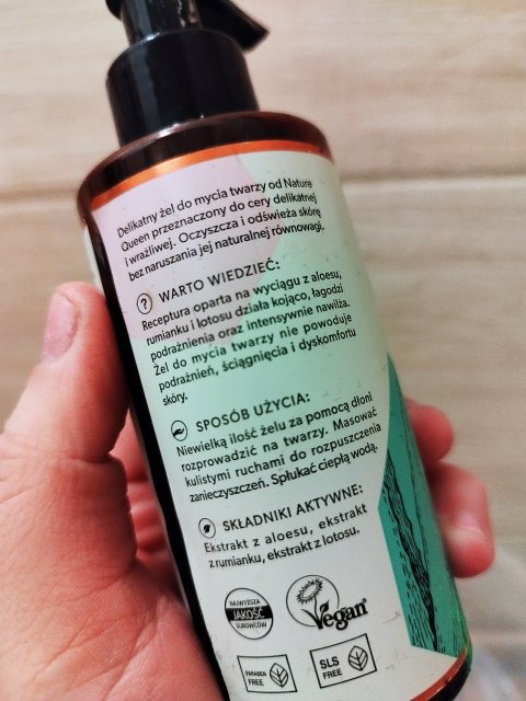 Żel do mycia twarzy Nature Queen 