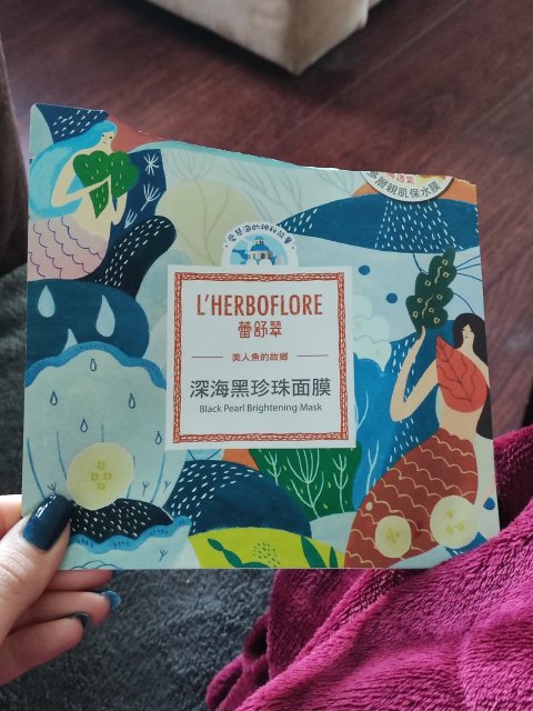 akcja denkowanie! grudzień - kosmetyki w świątecznych opakowaniach i świątecznych kolorach 🎄❄️⛄🎀🎁🎅