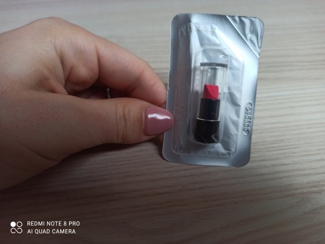 Avon Ultra Color, Szminka do ust, Hibiscus