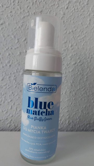 Bielenda Blue matcha, pianka do mycia twarzy 