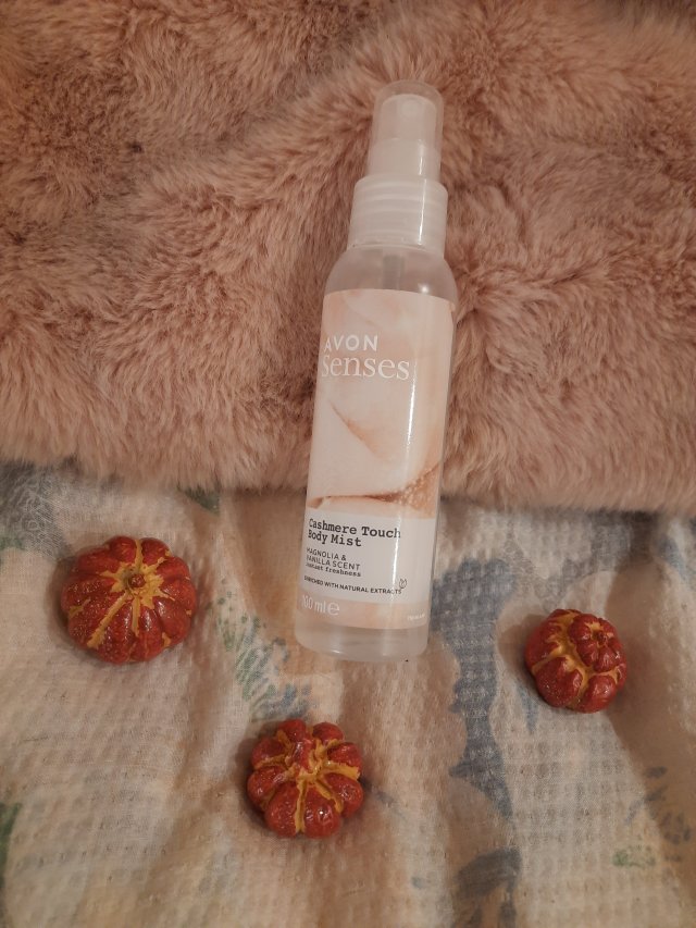 vanilia magnolia avon