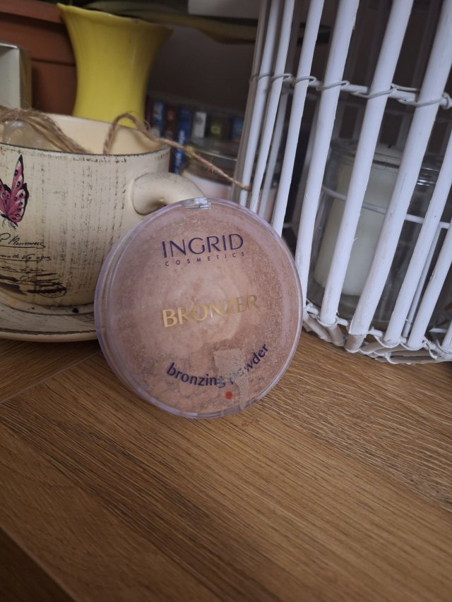 Ingrid Puder brązujący, HD Beauty