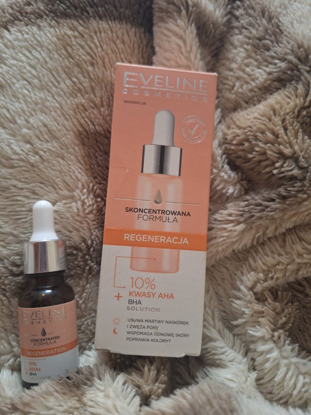 Eveline Skoncentrowana Formuła, Serum do twarzy, Regeneracja, 10% kwasy AHA + BHA Solution