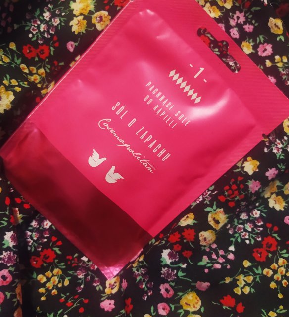 Marion Pachnące sole do kąpieli, nr 1 o zapachu Cosmopolitan 