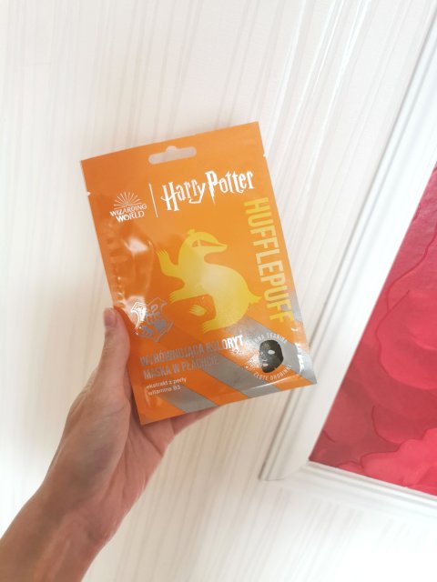 Aura Distribution Maska do twarzy w płacie, Wizarding World, Harry Potter, Wyrównanie kolorytu, Hufflepuff 