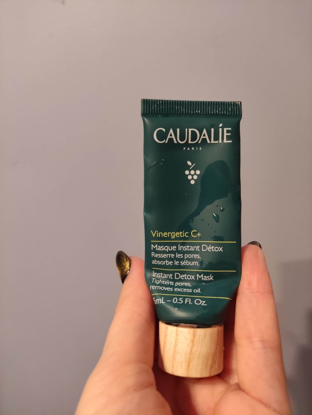 akcja denkowanie! grudzień - kosmetyki w świątecznych opakowaniach i świątecznych kolorach 🎄❄️⛄🎀🎁🎅