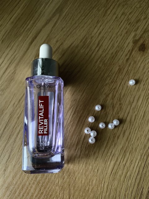 L'Oréal Revitalift Filler, Serum do twarzy, Przeciwzmarszczkowe, 1.5% czystego kwasu hialuronowego 