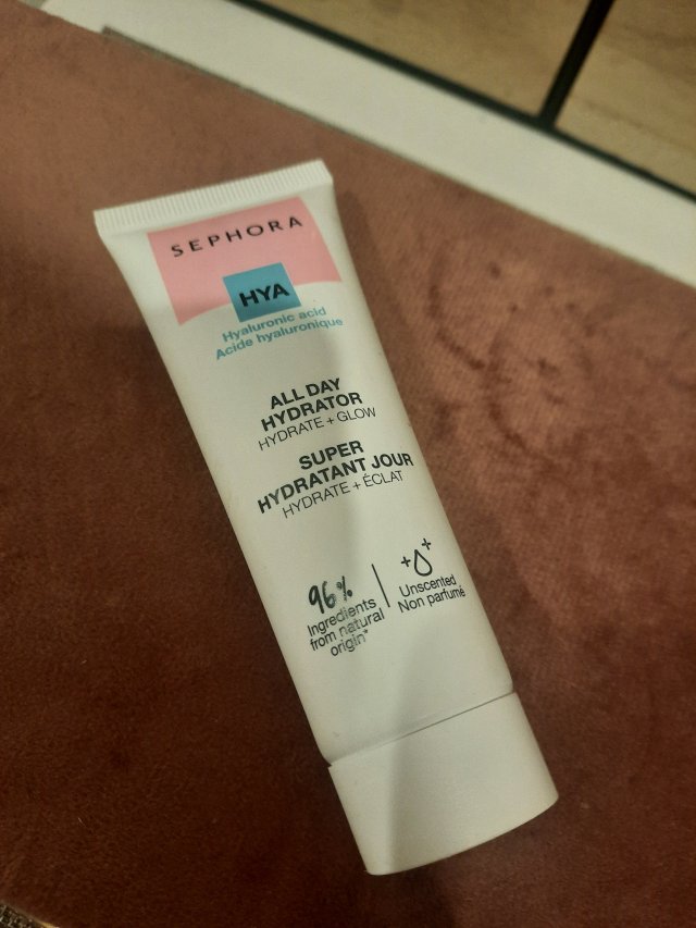 Sephora Krem do twarzy, Lekki, Z kompleksem aktywującym nawilżanie, Instant Moisture+ Cream