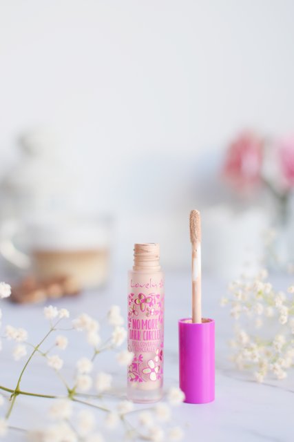 Lovely No More Dark Circles, Korektor pod oczy, Mocno kryjący, Nr 1