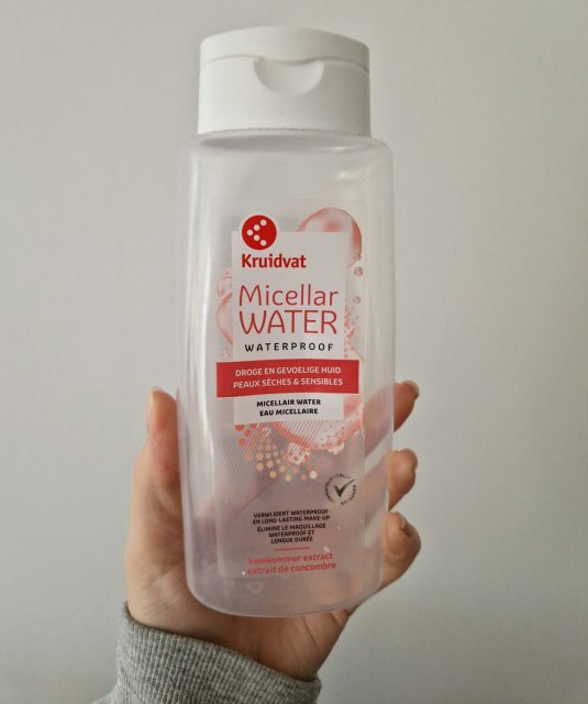 akcja denkowanie! grudzień - kosmetyki w świątecznych opakowaniach i świątecznych kolorach 🎄❄️⛄🎀🎁🎅