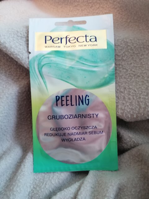 Perfecta Peeling do twarzy, Gruboziarnisty, Głęboko oczyszcza, Redukuje nadmiar sebum i wygładza