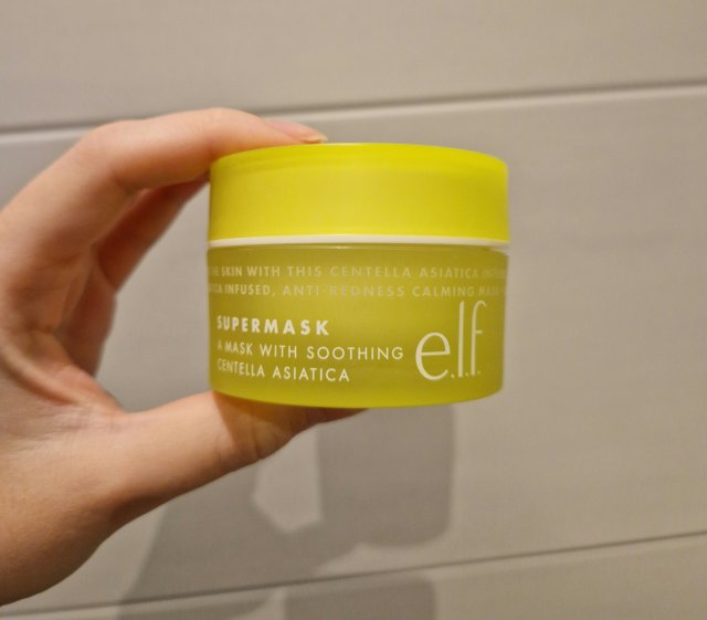 akcja denkowanie! grudzień - kosmetyki w świątecznych opakowaniach i świątecznych kolorach 🎄❄️⛄🎀🎁🎅