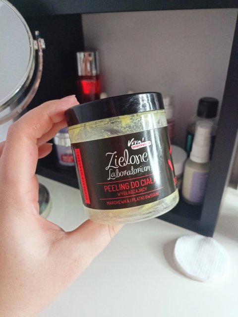 akcja denkowanie! grudzień - kosmetyki w świątecznych opakowaniach i świątecznych kolorach 🎄❄️⛄🎀🎁🎅