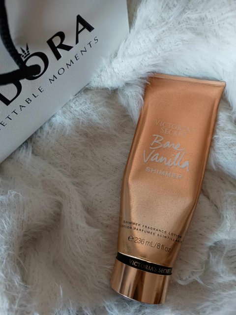 Victoria's Secret Balsam do ciała, Bare Vanilla Shimmer