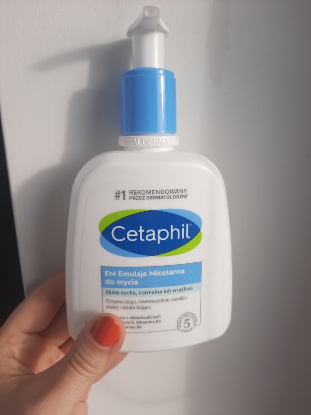 akcja denkowanie! grudzień - kosmetyki w świątecznych opakowaniach i świątecznych kolorach 🎄❄️⛄🎀🎁🎅