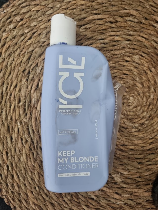 akcja denkowanie! grudzień - kosmetyki w świątecznych opakowaniach i świątecznych kolorach 🎄❄️⛄🎀🎁🎅