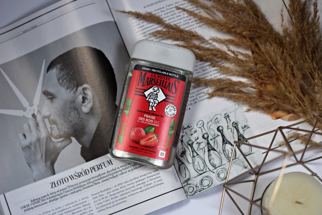 Le Petit Marseillais Żel pod prysznic, Organic Wild Strawberry, Truskawka Bio