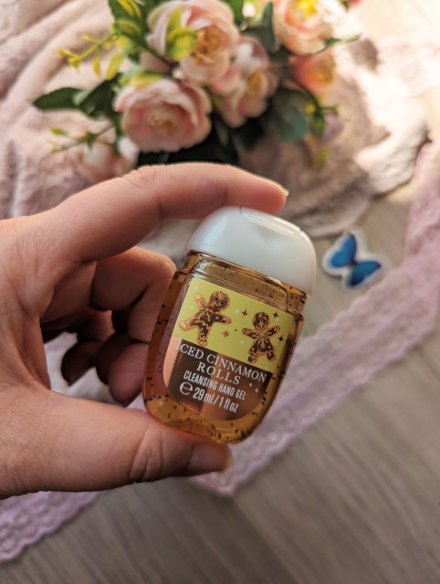 Bath & Body Works Żel antybakteryjny, Iced Cinnamon Rools
