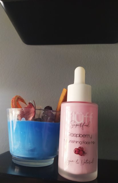 Fluff Superfood, Mleko do twarzy, Malina
