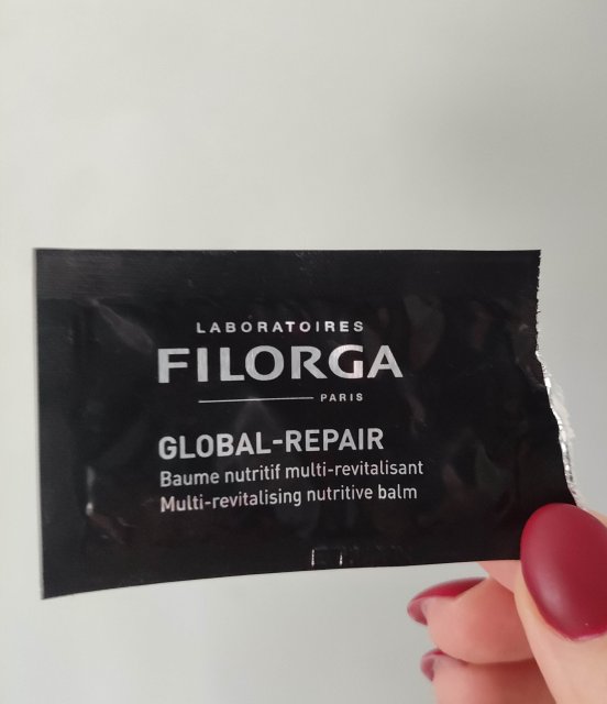 akcja denkowanie! grudzień - kosmetyki w świątecznych opakowaniach i świątecznych kolorach 🎄❄️⛄🎀🎁🎅