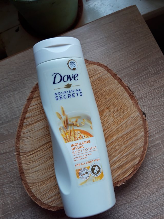 Dove Nourishing Secrets, Balsam do ciała, Indulging Ritual, Oat Milk & Honey