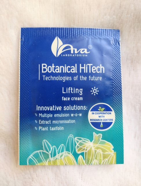 Ava Botanical HiTech, Krem-emulsja do twarzy, Na dzień