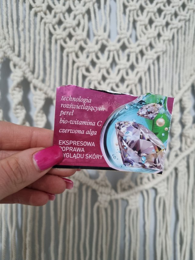 akcja denkowanie! grudzień - kosmetyki w świątecznych opakowaniach i świątecznych kolorach 🎄❄️⛄🎀🎁🎅