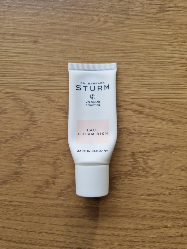 akcja denkowanie! grudzień - kosmetyki w świątecznych opakowaniach i świątecznych kolorach 🎄❄️⛄🎀🎁🎅