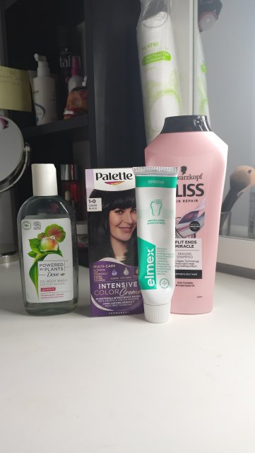 akcja denkowanie! grudzień - kosmetyki w świątecznych opakowaniach i świątecznych kolorach 🎄❄️⛄🎀🎁🎅