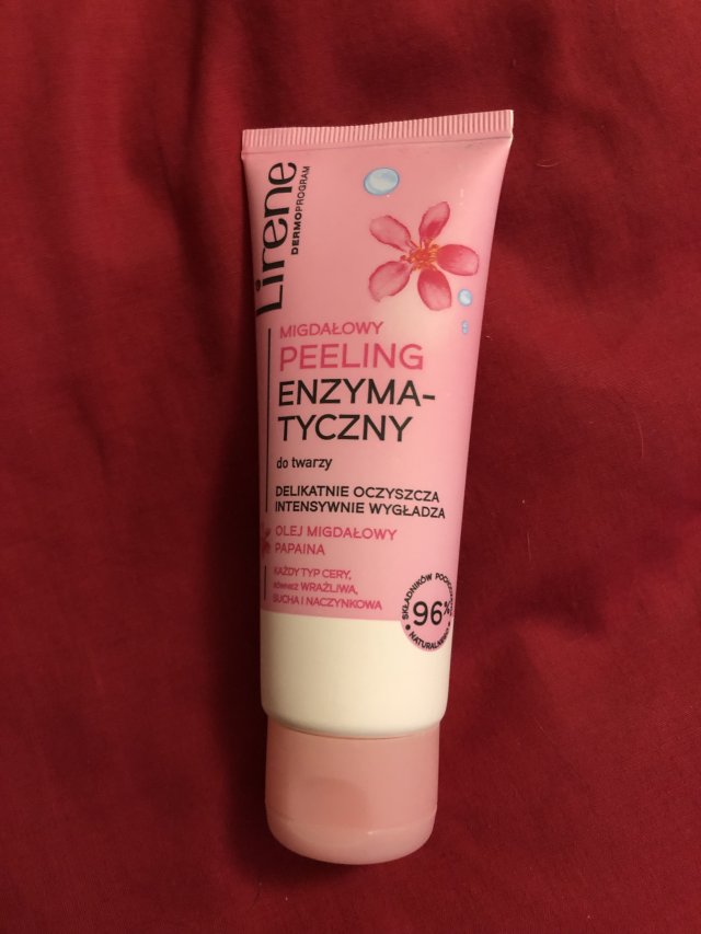 Lirene Dermoprogram, Migdałowy peeling enzymatyczny z Papainą