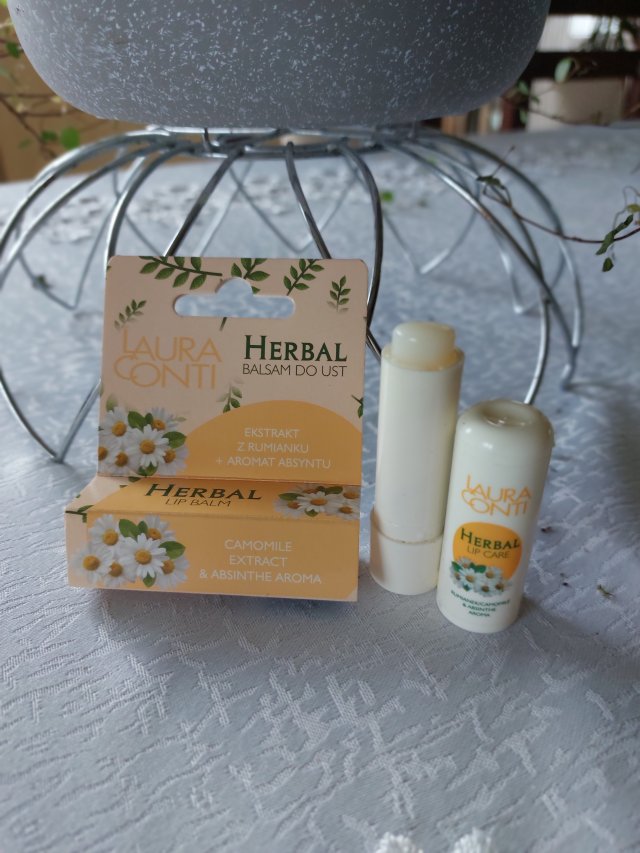 Laura Conti Balsam do ust, Herbal, Ekstrakt z rumianku i aromat absyntu