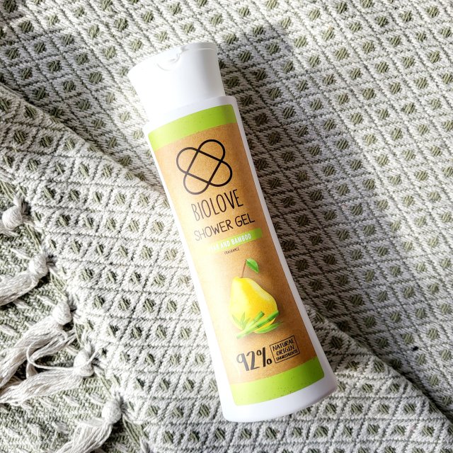 Biolove Żel pod prysznic, Gruszka i Bambus