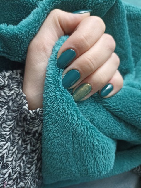 Jesienny manicure hybrydowy 