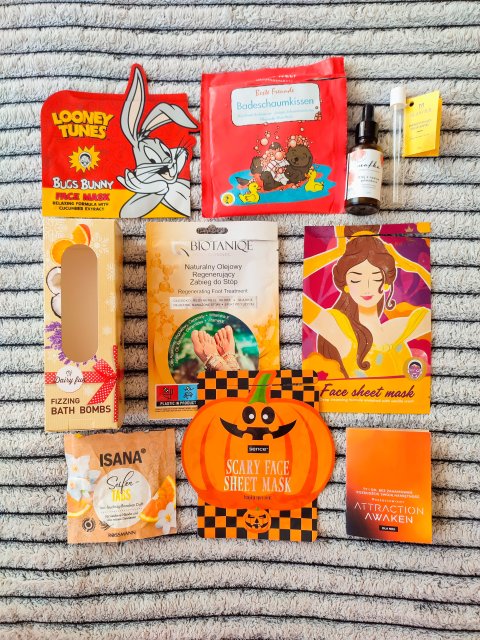 akcja denkowanie! grudzień - kosmetyki w świątecznych opakowaniach i świątecznych kolorach 🎄❄️⛄🎀🎁🎅