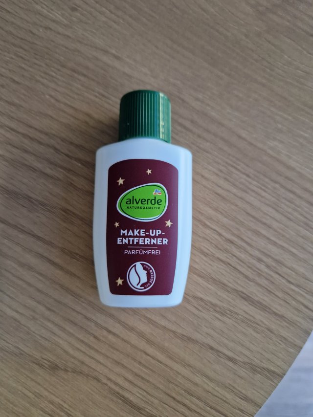 akcja denkowanie! grudzień - kosmetyki w świątecznych opakowaniach i świątecznych kolorach 🎄❄️⛄🎀🎁🎅