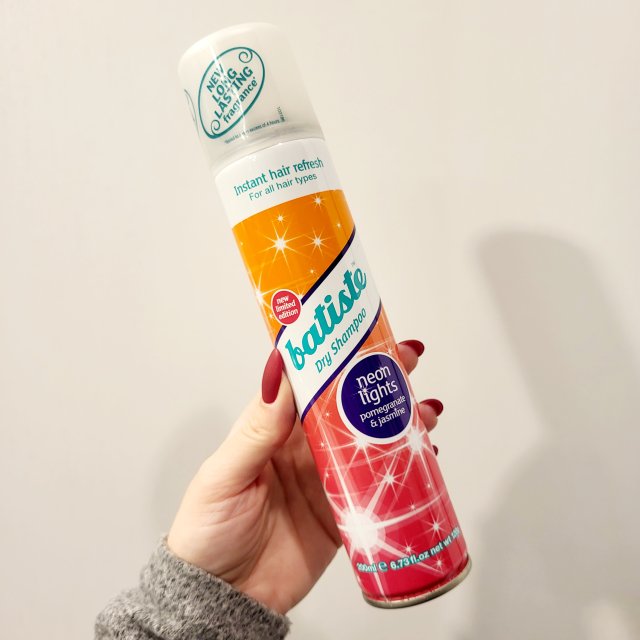 Batiste Suchy szampon do włosów, Pomegranate & Jasmine, Neon Lights