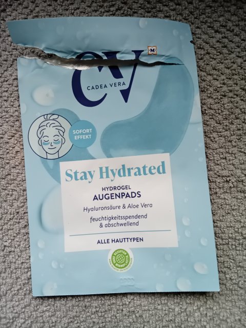 akcja denkowanie! grudzień - kosmetyki w świątecznych opakowaniach i świątecznych kolorach 🎄❄️⛄🎀🎁🎅