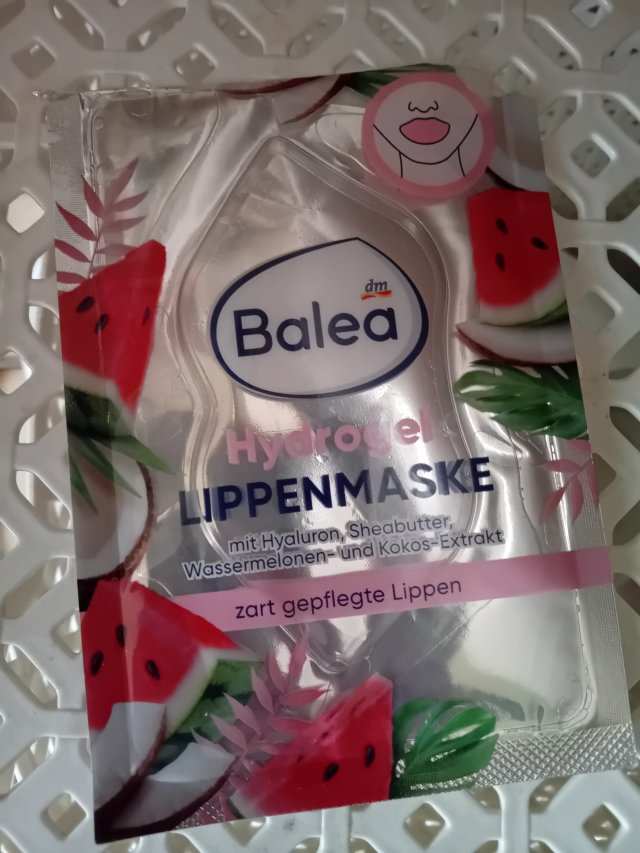 akcja denkowanie! grudzień - kosmetyki w świątecznych opakowaniach i świątecznych kolorach 🎄❄️⛄🎀🎁🎅