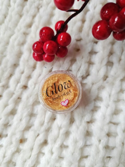 Oh glow! Olejek w żelu do ciała ze złotym pyłem, Glow