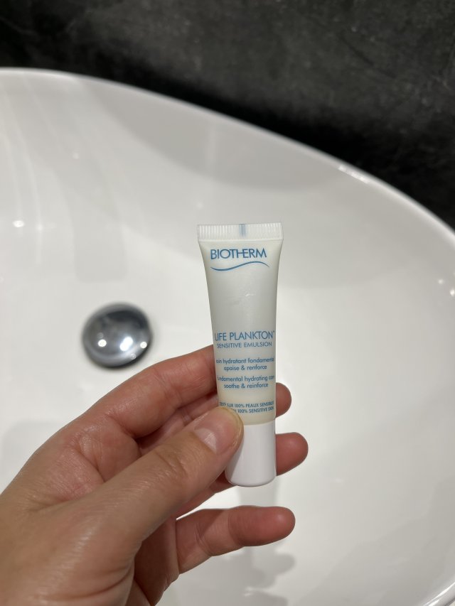 akcja denkowanie! grudzień - kosmetyki w świątecznych opakowaniach i świątecznych kolorach 🎄❄️⛄🎀🎁🎅