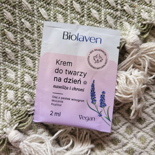 Sylveco Biolaven, Krem do twarzy, Na dzień, Nawilża i chroni, Olej z pestek winogron, mocznik, ksylitol