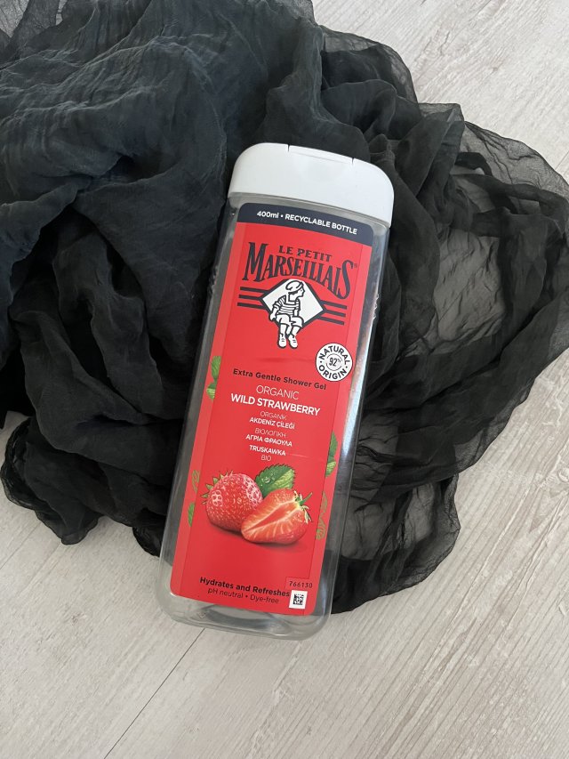 Le Petit Marseillais Żel pod prysznic, Organic Wild Strawberry, Truskawka Bio